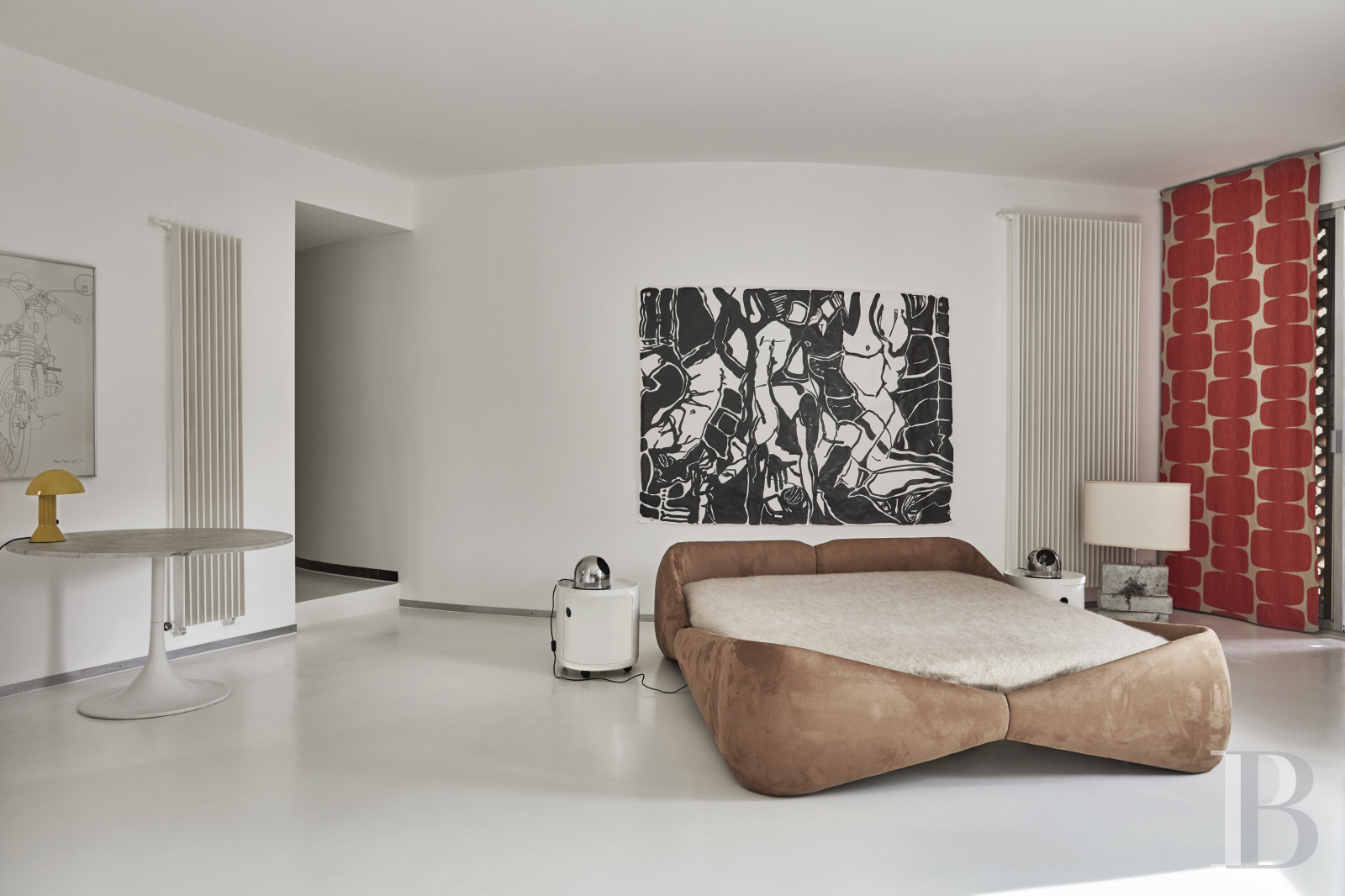 An architect-designed villa built in the 1970s near Arles, in Bouches-du-Rhône - photo  n°17